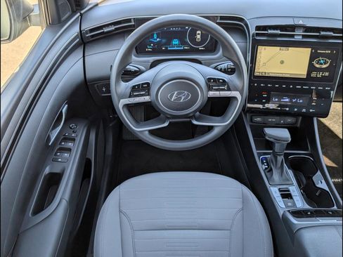 Used 2024 Hyundai Santa Cruz SEL w/ Activity Package image 8