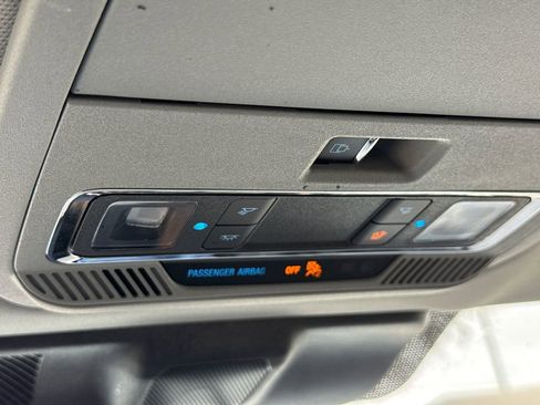 Used 2022 Ford F150 Lariat w/ Equipment Group 501A Mid image 28