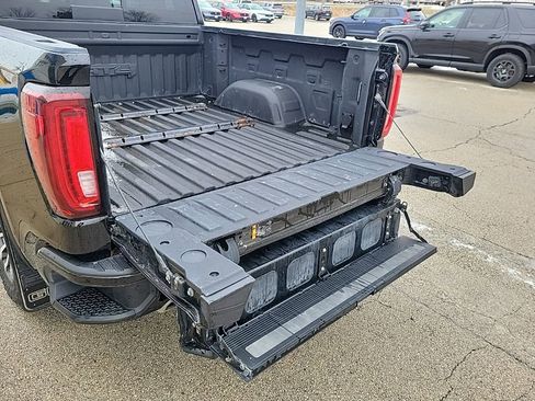Used 2023 GMC Sierra 1500 AT4 w/ Technology Package image 16