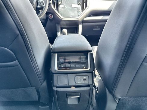 New 2026 Subaru Ascent Limited image 23