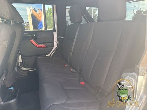 Used 2013 Jeep Wrangler Unlimited Sport image 16