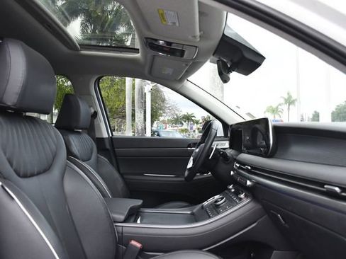 Used 2024 Hyundai Palisade Limited FWD image 29