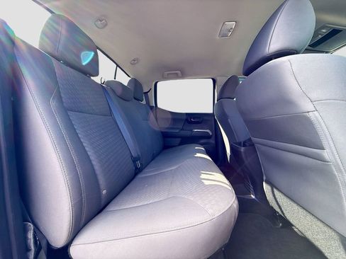 Used 2022 Toyota Tacoma SR5 w/ Technology Package image 27