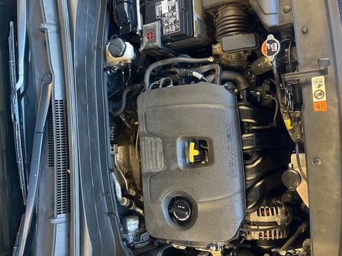 Used 2023 Kia Seltos S w/ Navigation Package FWD image 12