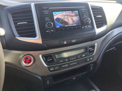 Used 2019 Honda Ridgeline RTL image 14