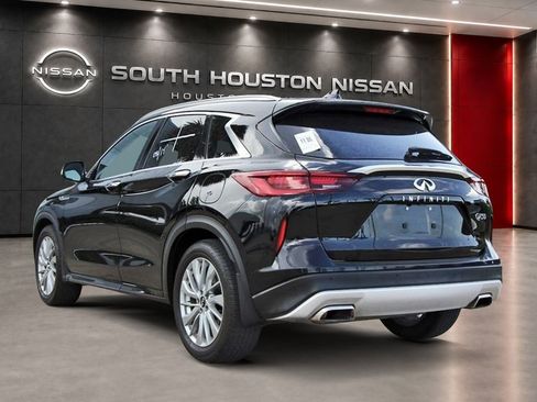 Used 2023 INFINITI QX50 Luxe FWD image 3
