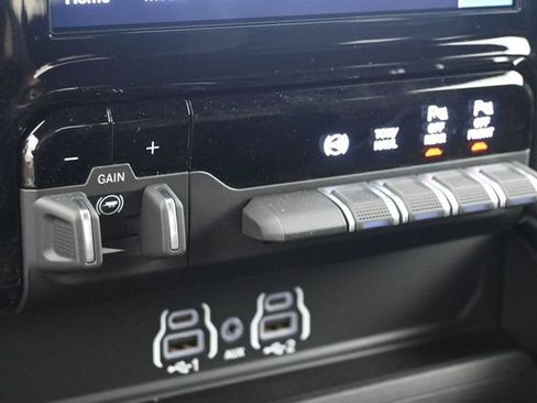 New 2026 RAM 2500 Big Horn AWD/4WD image 25