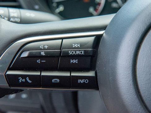 New 2024 MAZDA CX-30 Carbon image 25