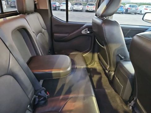 Used 2014 Nissan Frontier PRO-4X w/ Pro-4x Luxury Package image 19