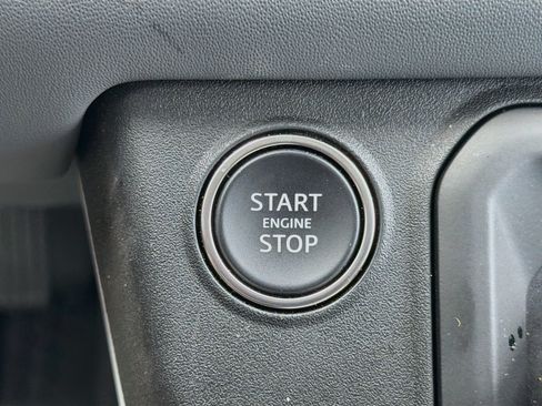 Certified 2025 Land Rover Defender 110 S AWD/4WD image 37