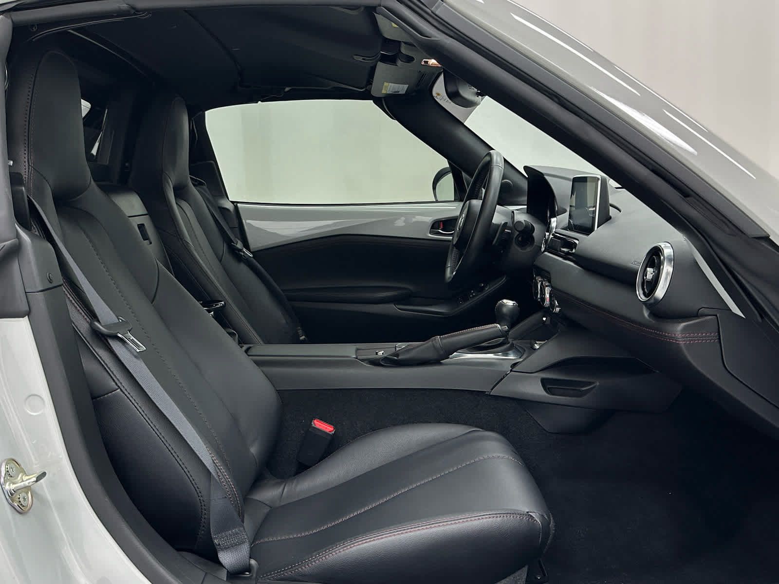 Used 2017 MAZDA MX-5 Miata RF Grand Touring RWD image 21