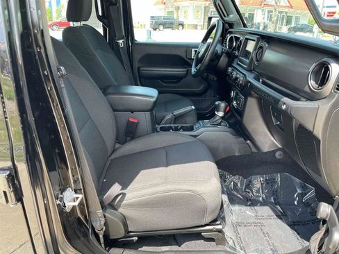 Used 2023 Jeep Wrangler Sport AWD/4WD image 31