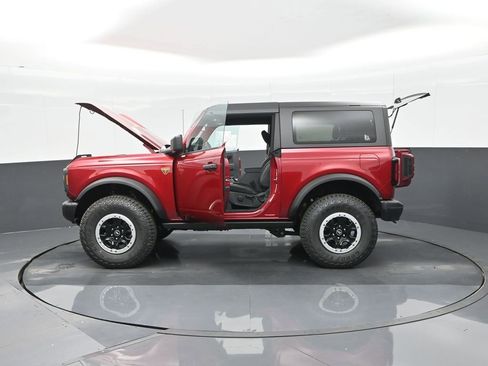 New 2025 Ford Bronco Badlands w/ Sasquatch Package image 29