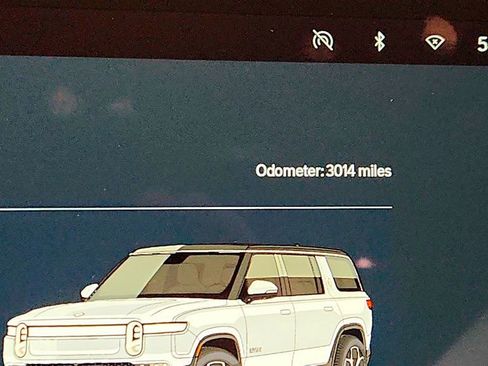 Used 2023 Rivian R1S Adventure image 20