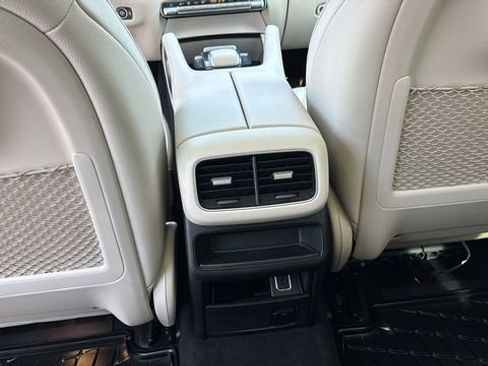 Used 2022 Mercedes-Benz GLE 350 4MATIC image 21