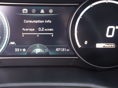 Certified 2022 Kia Niro EX Premium w/ Cold Weather Package image 34