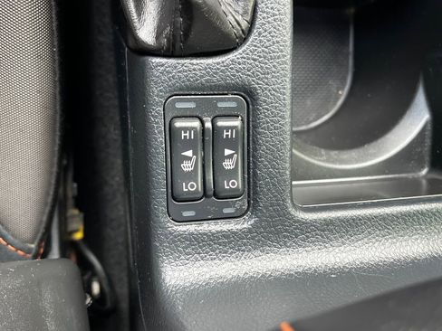 Used 2016 Subaru Crosstrek 2.0i Premium w/ Moonroof Package image 18