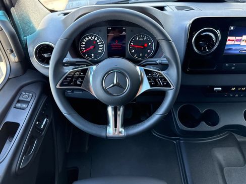New 2026 Mercedes-Benz Sprinter 2500 image 12