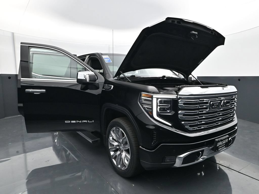 Used 2024 GMC Sierra 1500 Denali w/ Denali Reserve Package AWD/4WD image 35