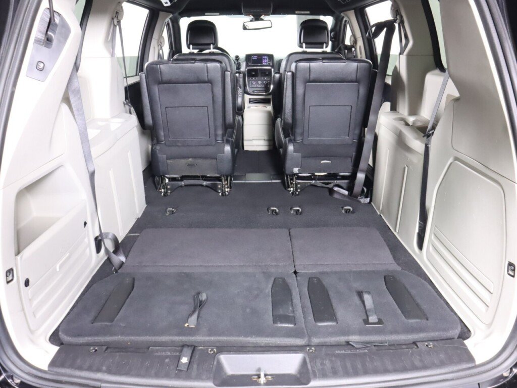 Used 2019 Dodge Grand Caravan SXT FWD image 30