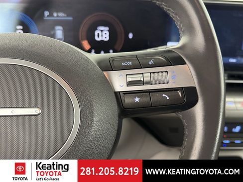 Used 2024 Hyundai Kona SEL image 25