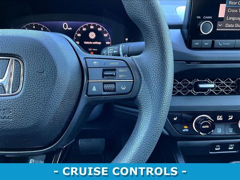 Used 2023 Honda Accord EX image 11