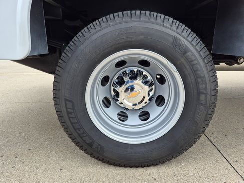New 2025 Chevrolet Silverado 3500 W/T w/ WT Convenience Package image 12