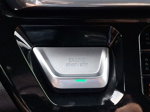 Used 2024 GMC Sierra 1500 Denali w/ Technology Package image 26