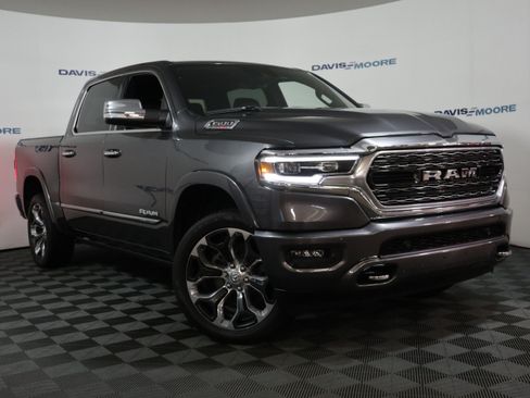 Used 2022 RAM 1500 Limited AWD/4WD image 2