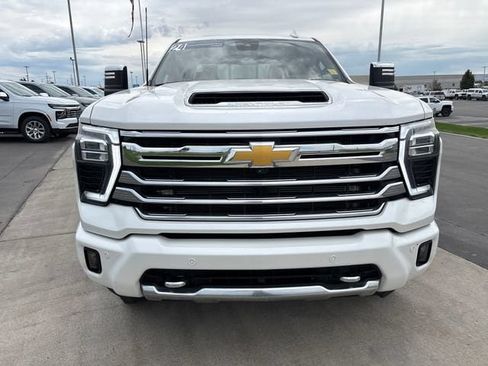 Certified 2024 Chevrolet Silverado 3500 High Country w/ High Country Premium Package AWD/4WD image 8