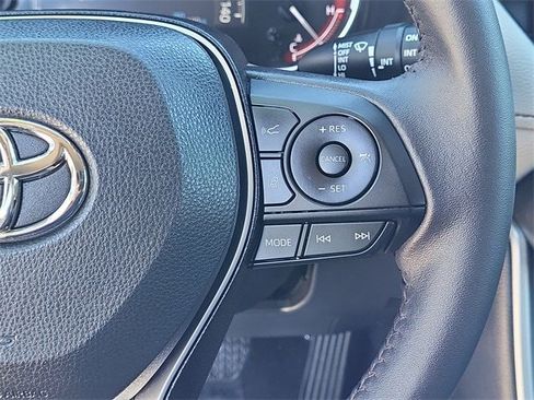 Used 2023 Toyota RAV4 XLE Premium image 13