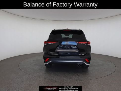Used 2025 Toyota Highlander XSE AWD/4WD image 15