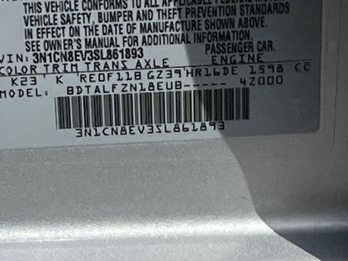 Used 2025 Nissan Versa SV FWD image 29