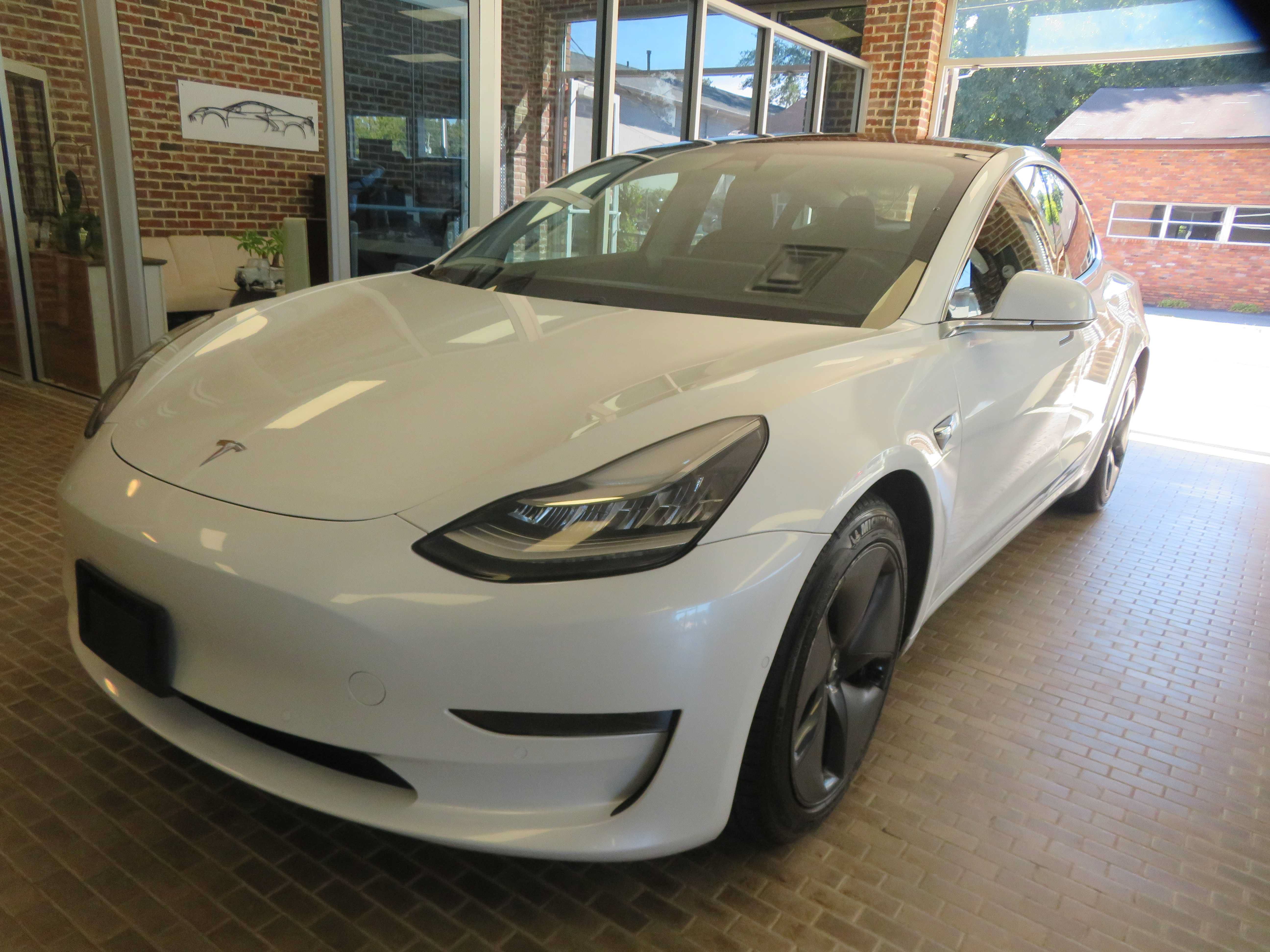 Used 2018 Tesla Model 3 Long Range AWD/4WD image 1