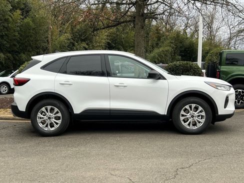 New 2026 Ford Escape Active image 3