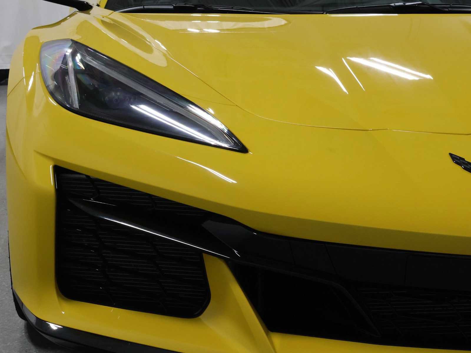 Used 2026 Chevrolet Corvette Z06 RWD image 15