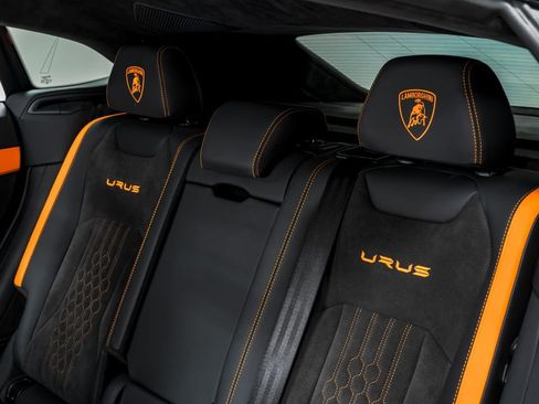 Used 2023 Lamborghini Urus S AWD/4WD image 33