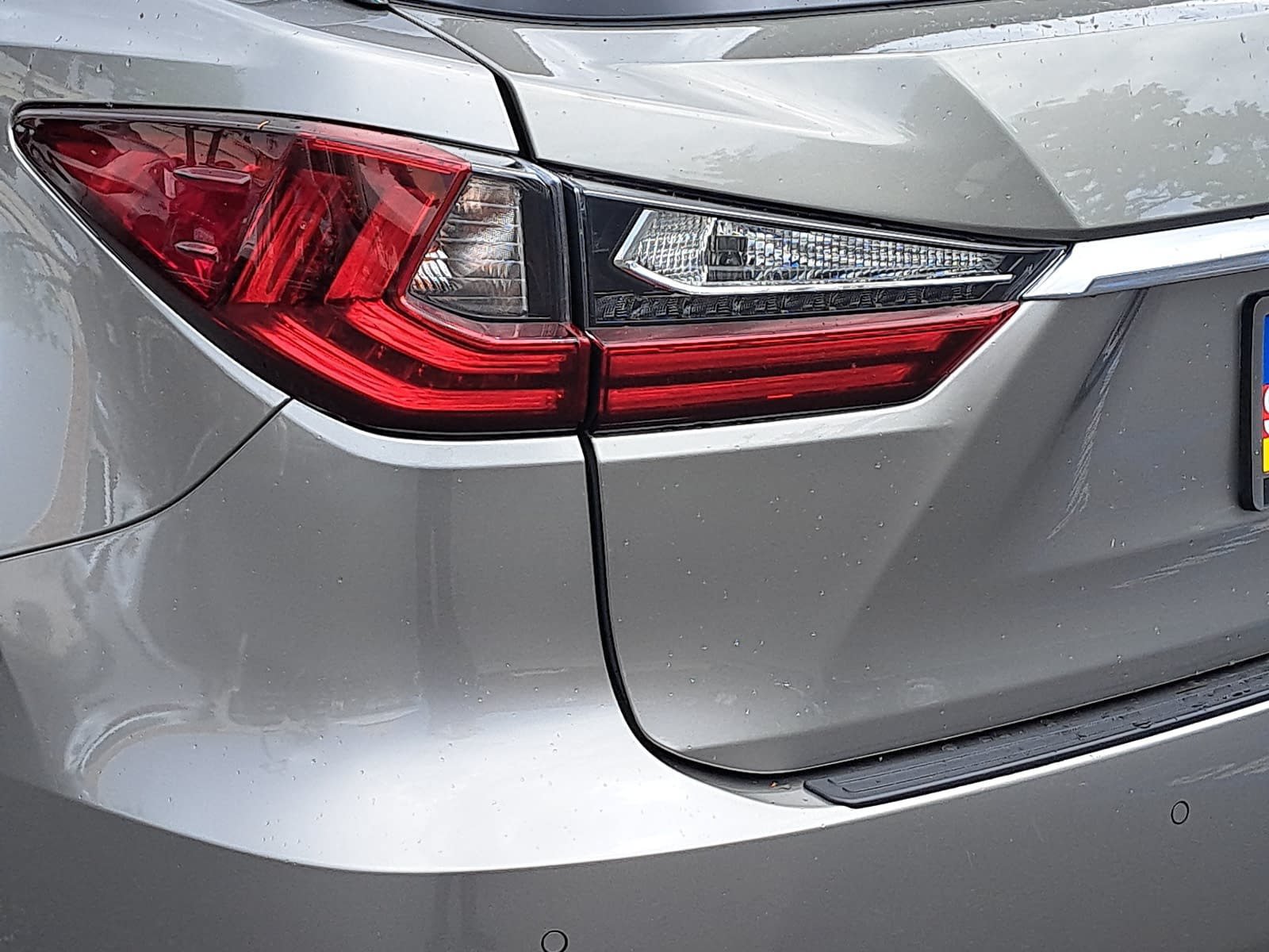 Used 2022 Lexus RX 450h AWD w/ Premium Package image 38