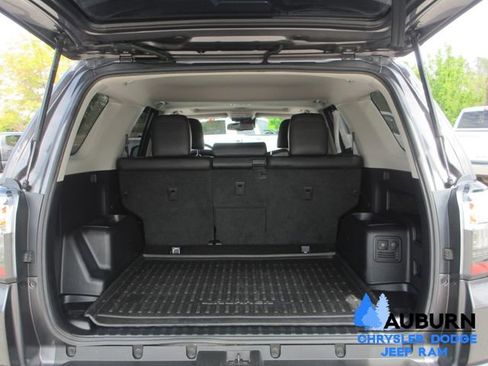 Used 2022 Toyota 4Runner TRD Off-Road Premium w/ Moonroof Package image 10