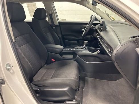 Certified 2024 Honda HR-V LX image 12