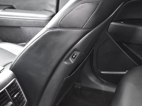 Used 2025 Kia Sportage EX w/ Premium Package image 26