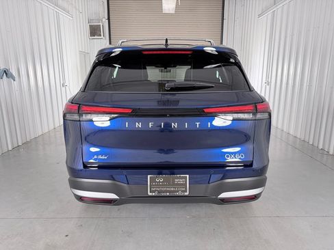 Certified 2026 INFINITI QX60 Luxe w/ Cargo Package FWD image 6