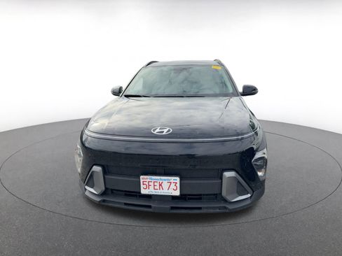 Used 2025 Hyundai Kona SEL image 3