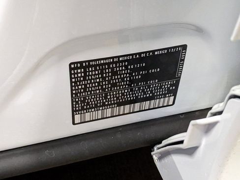 New 2026 Volkswagen Tiguan SE R-Line image 30