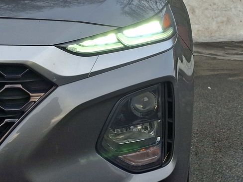 Used 2019 Hyundai Santa Fe SEL image 9