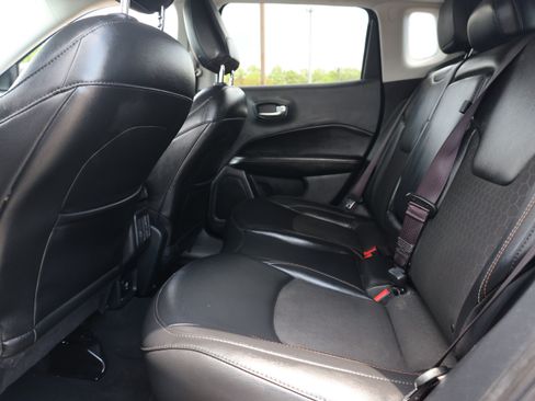 Used 2021 Jeep Compass Latitude FWD image 22