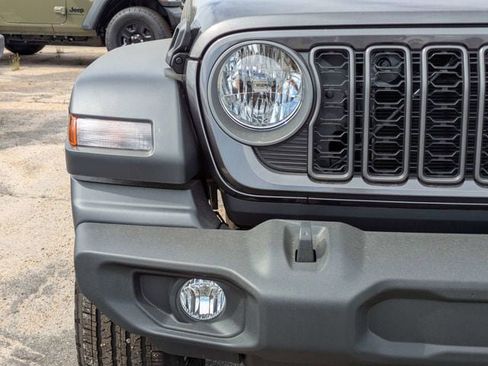 New 2026 Jeep Wrangler Unlimited Sport AWD/4WD image 9