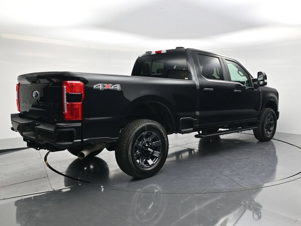 Used 2023 Ford F350 XL w/ STX Appearance Package AWD/4WD image 5