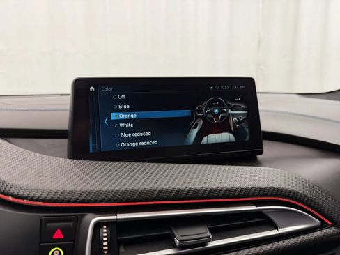 Used 2019 BMW i8 Coupe AWD/4WD image 23