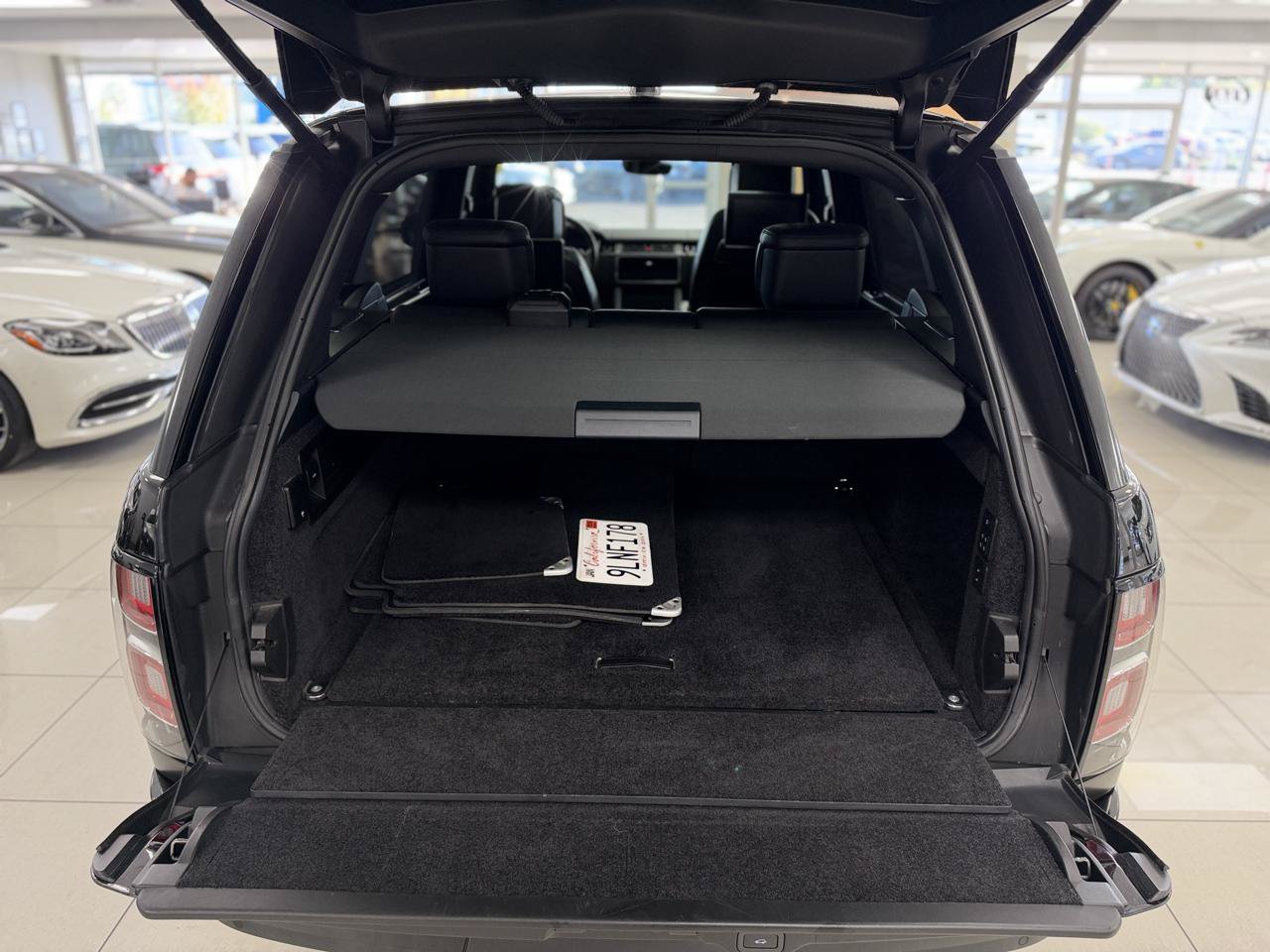 Used 2019 Land Rover Range Rover Long Wheelbase Autobiography AWD/4WD image 45